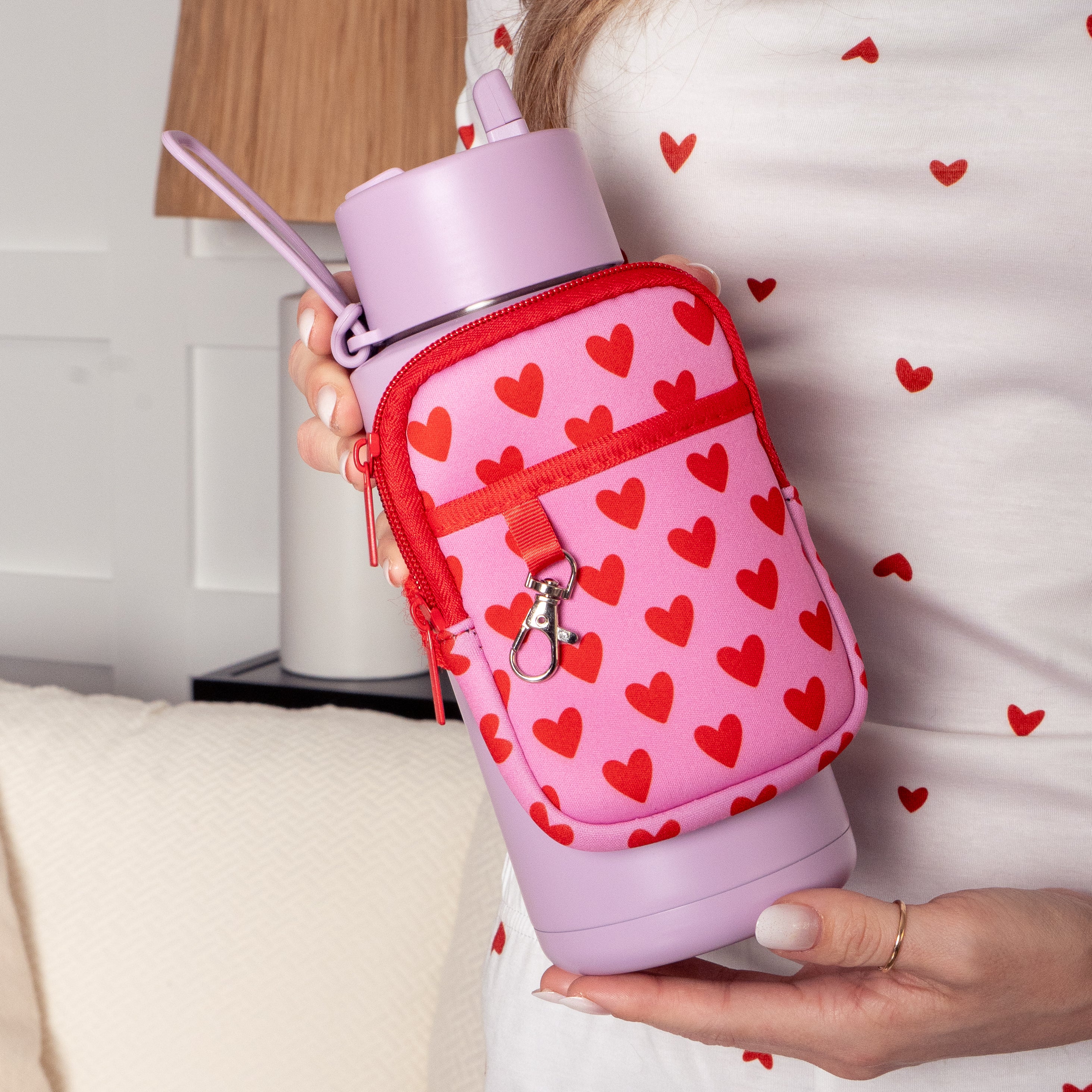 V-Day Heart Bottle Pouch