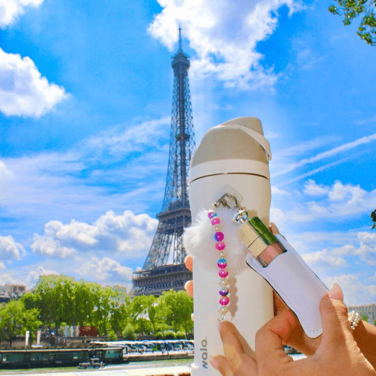 White charm bundle with classy hook