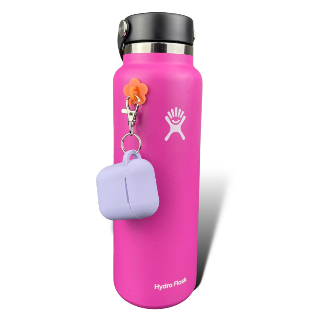 https://charcharms.com/cdn/shop/products/CharCharmswaterbottleaccessoriesairpodcase_earbuscase_appleairpodkeychaincase28.png?v=1673918882&width=1080